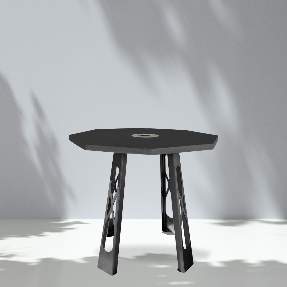 Table haute d'extérieur avec plateau octogonal noir