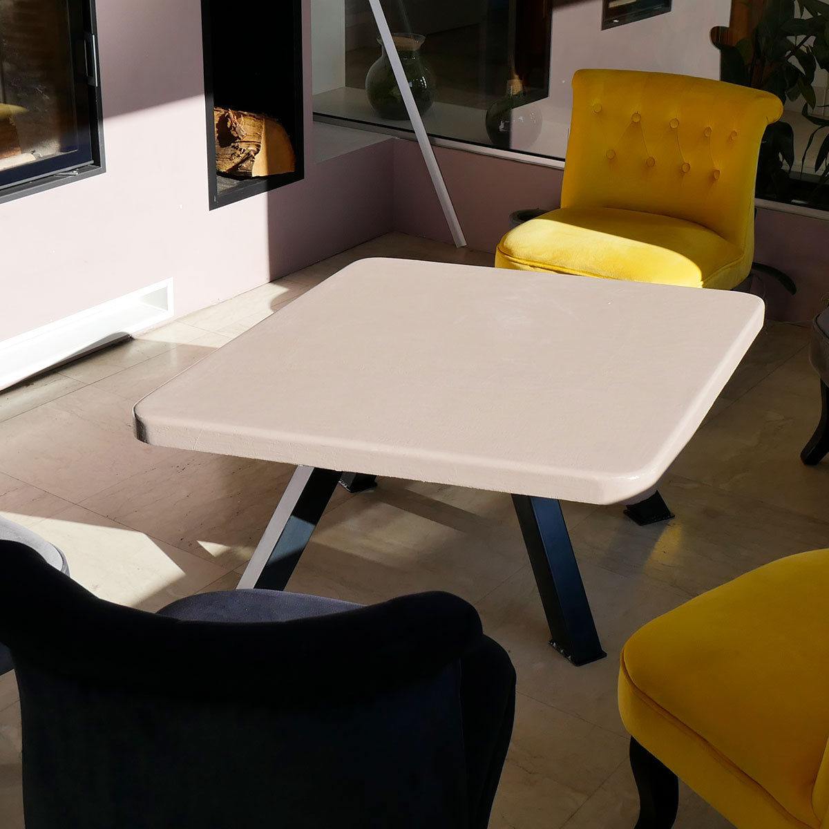 Table basse d'intérieur "Essence Minérale" Forme 5