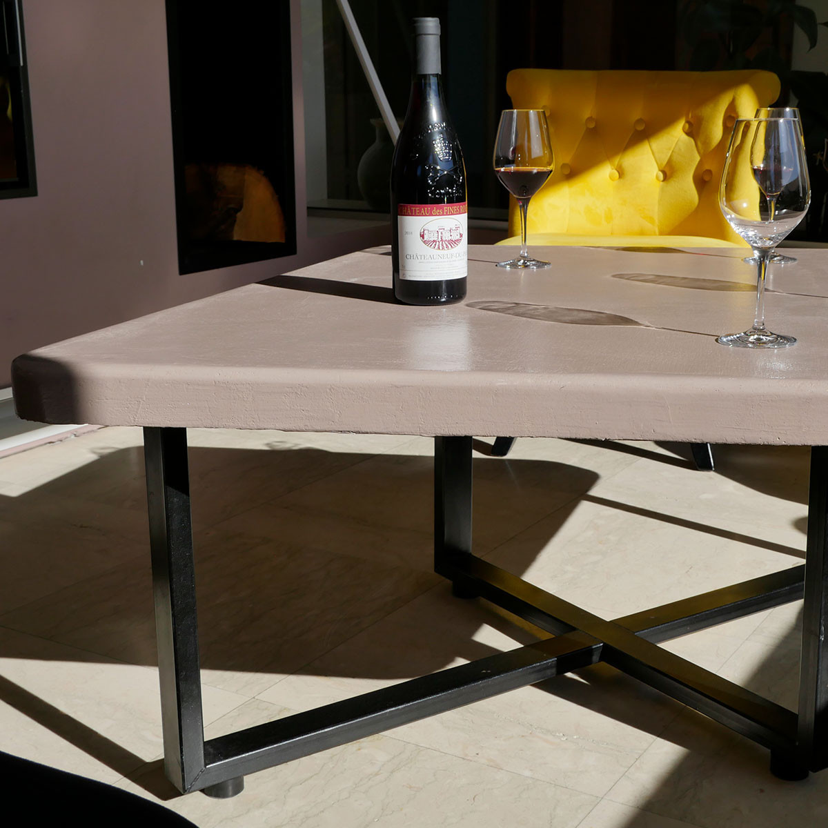 Table basse d'intérieur "Essence minérale" forme 5 - Pied 2 en croix