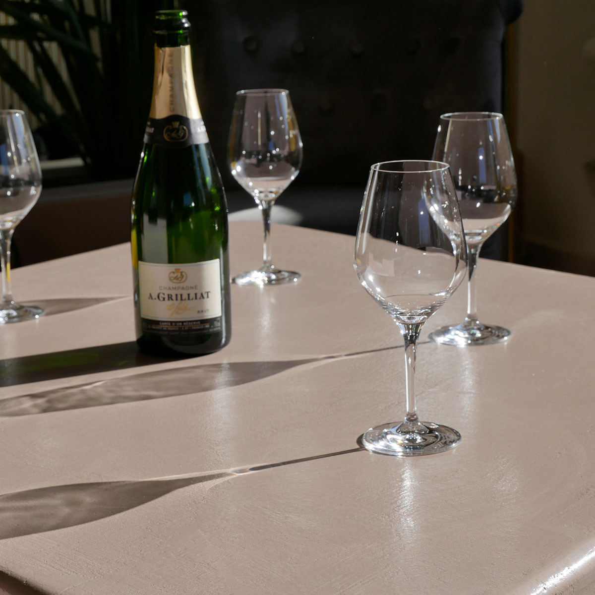 Table basse d'intérieur "Essence minérale" en béton ciré - Vue dessus